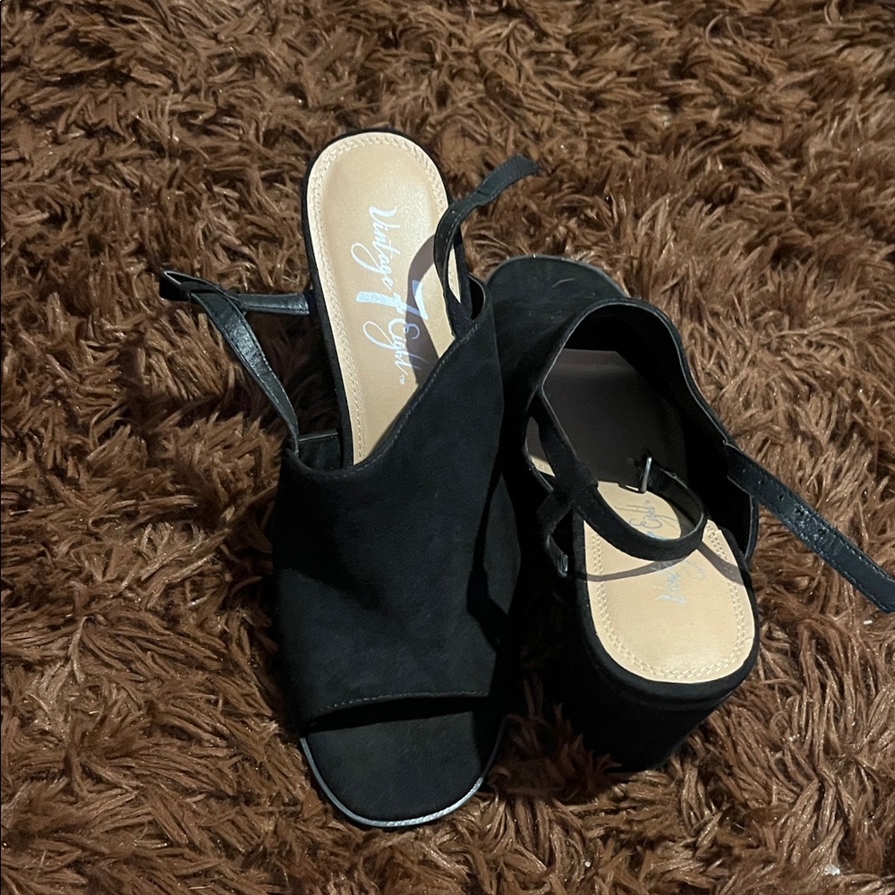 Lindsay Phillips Black Platform Slingbacks
